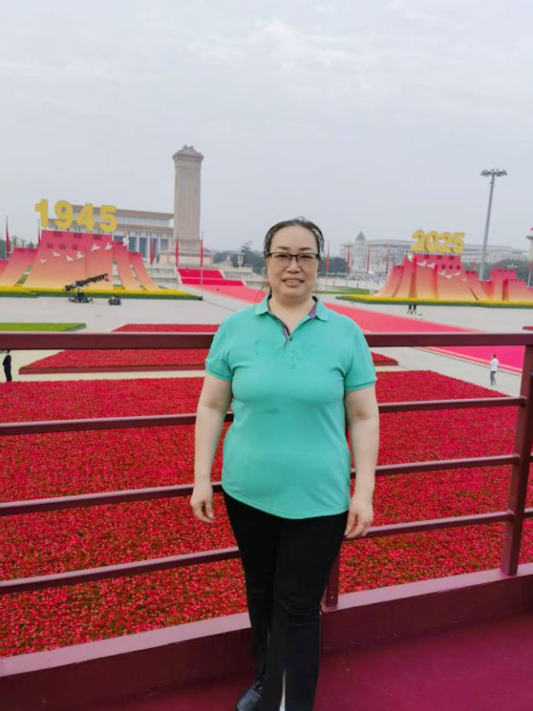 鼎盛证券 阅兵观礼台上的58同城家政阿姨: 一家三个兵 宝妈新梦想